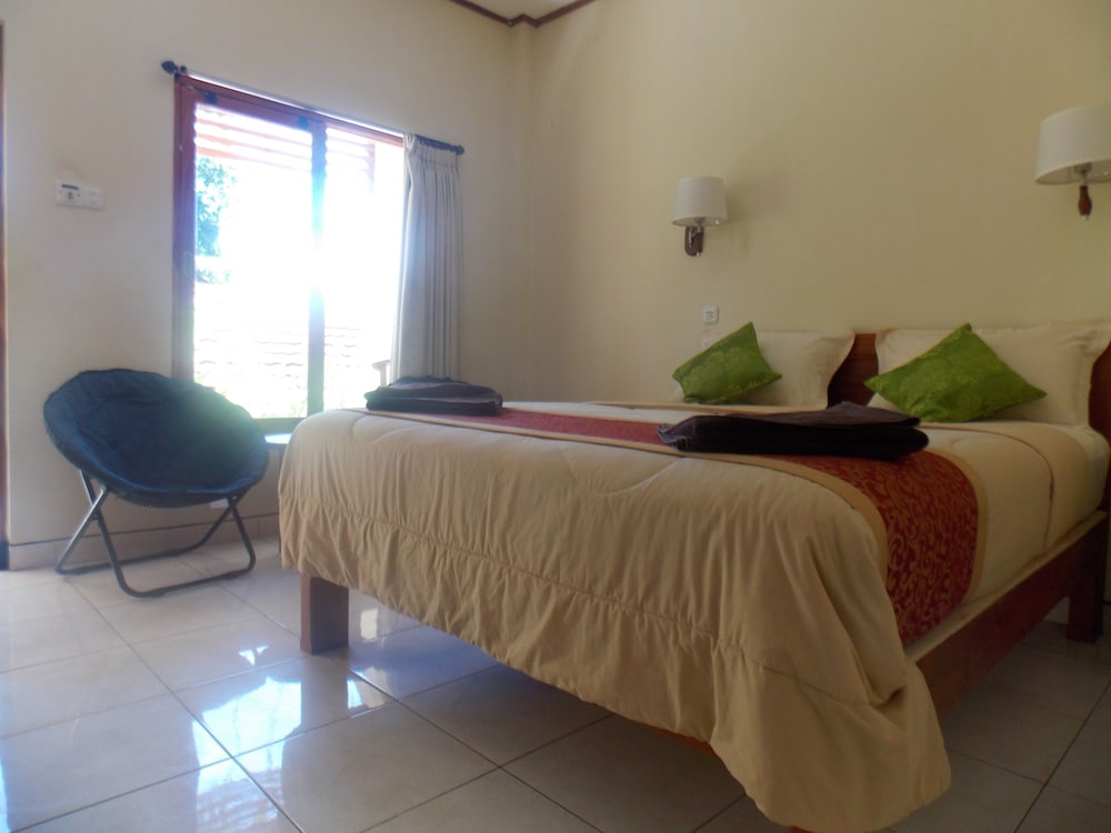 Komodo Lodge