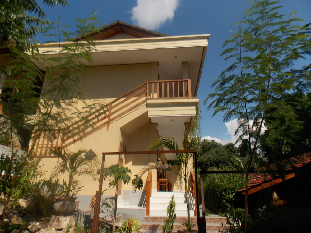 Komodo Lodge