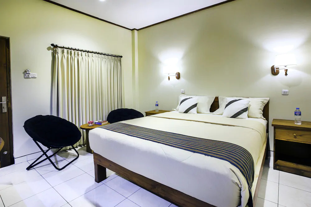 Komodo Lodge