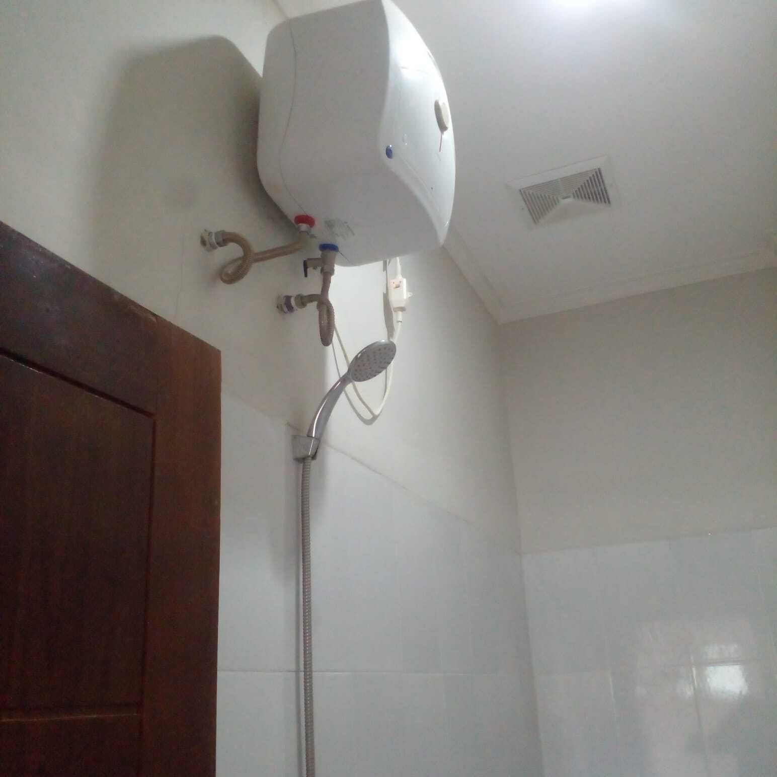 Lembunai Home Stay