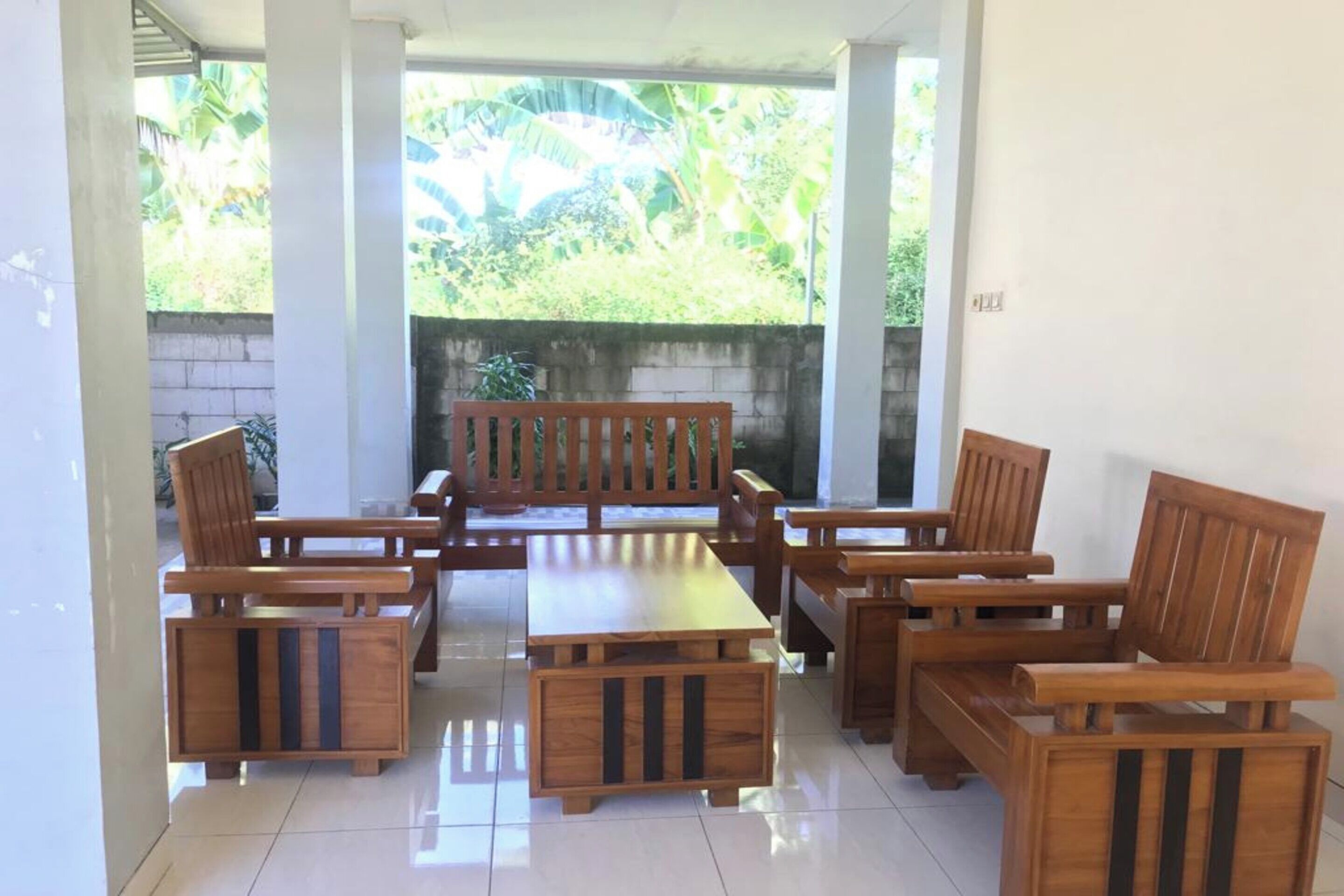 Penginapan Mc Lodge By OYO