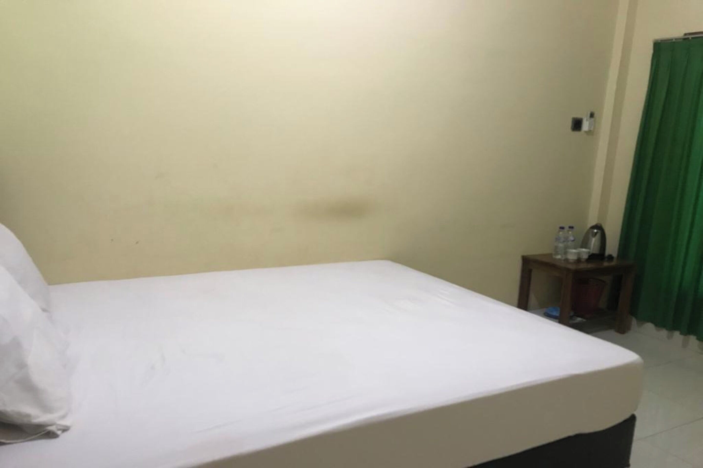 Penginapan Mc Lodge By OYO