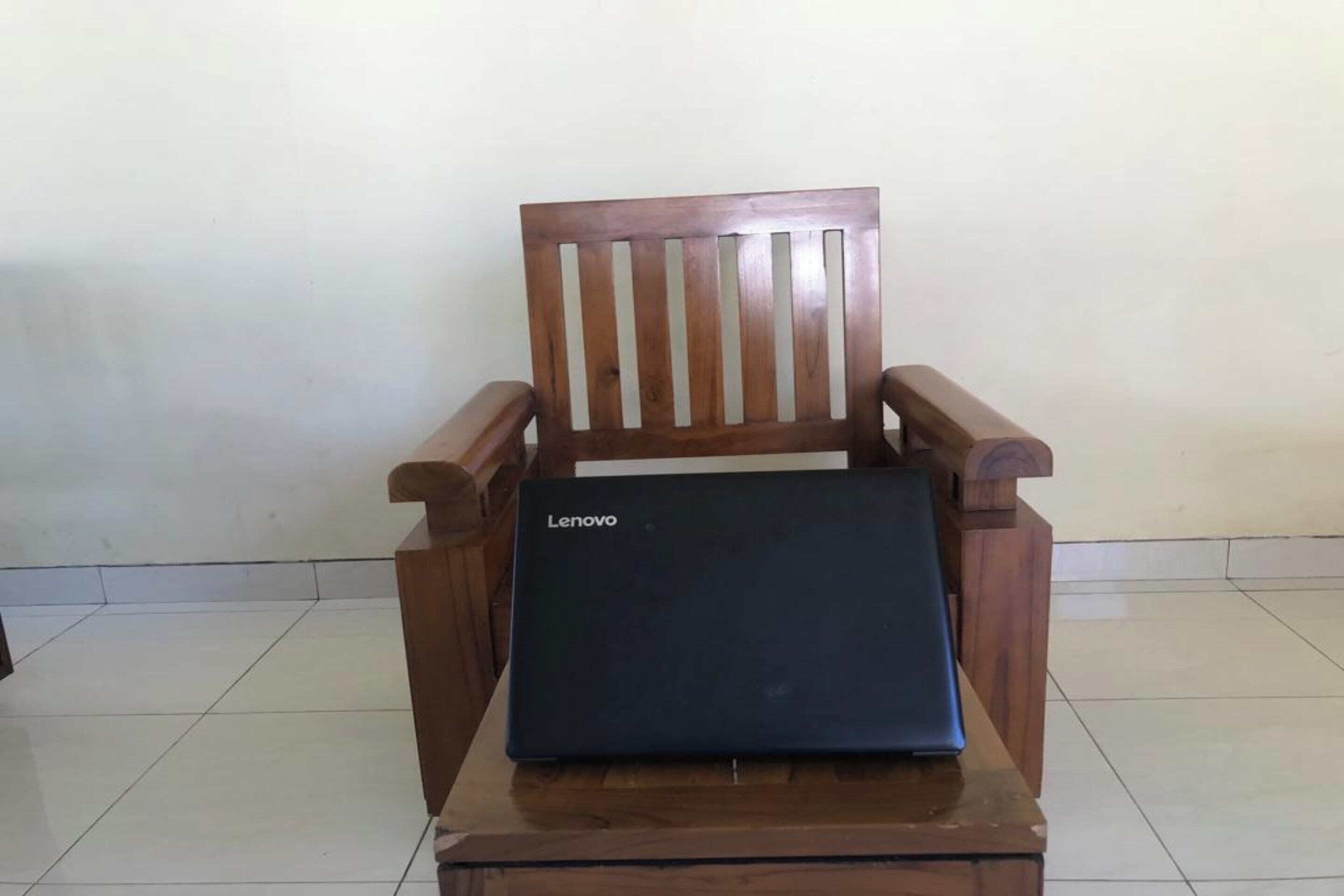 Penginapan Mc Lodge By OYO