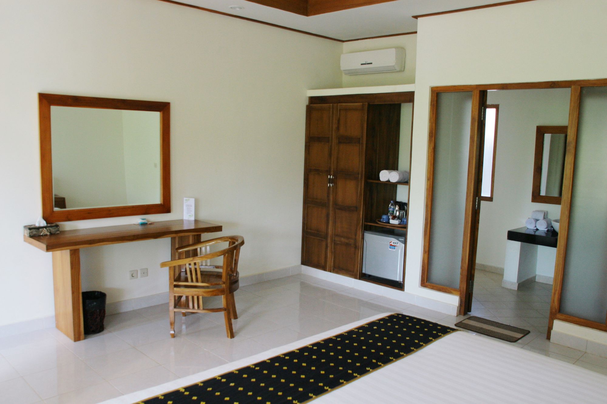 Puri Sari Beach Hotel