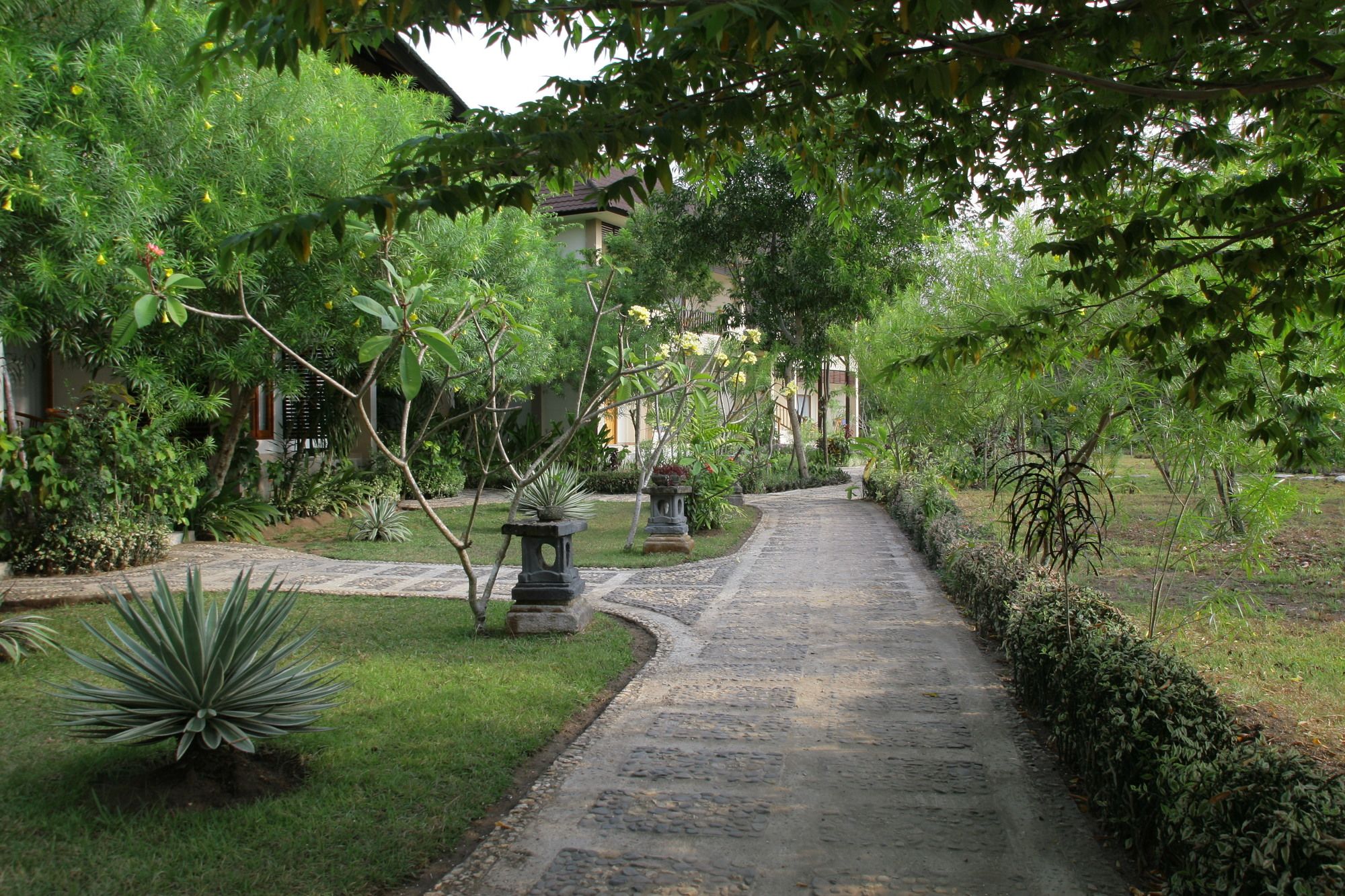 Puri Sari Beach Hotel