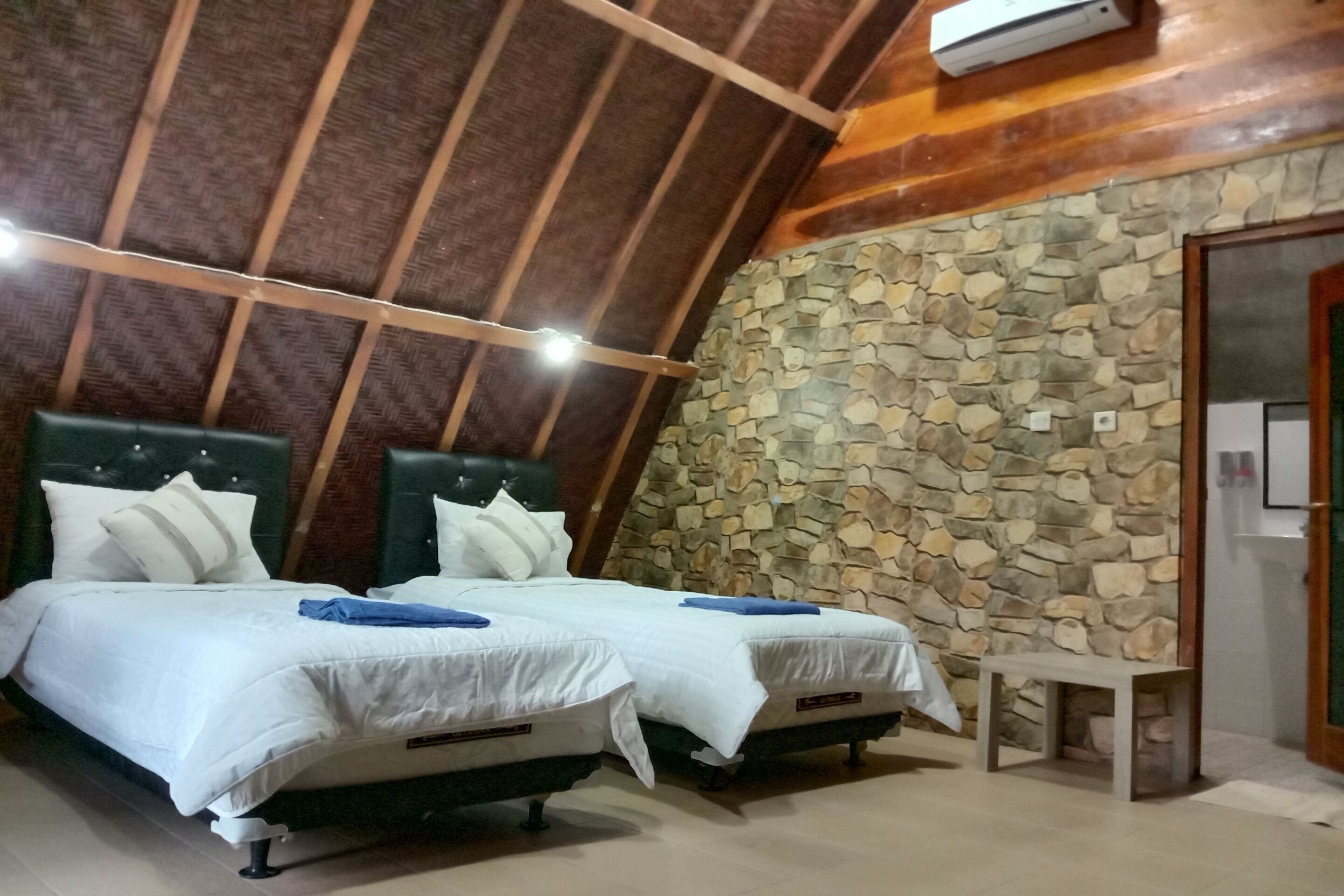Villa Alam Flores Komodo Labuan Bajo Reddoors