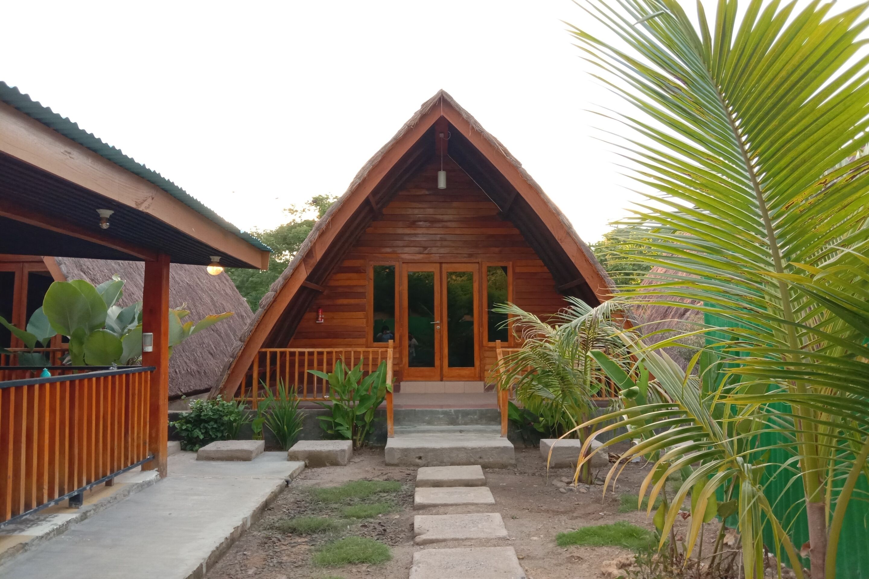 Villa Alam Flores Komodo Labuan Bajo Reddoors