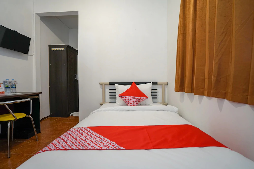 Bravo Residence by OYO Rooms