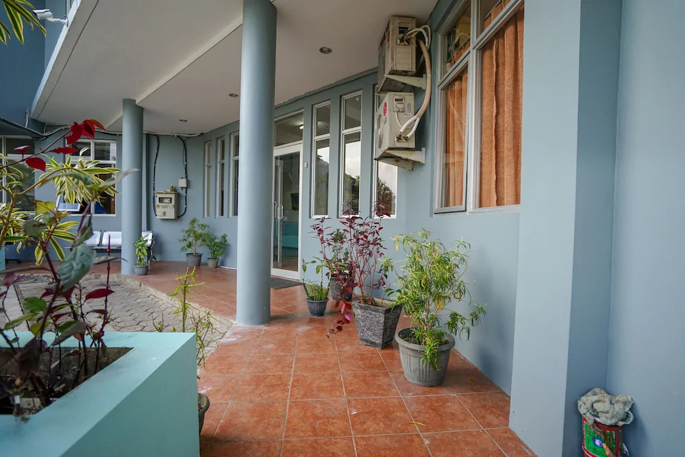 Bravo Residence by OYO Rooms