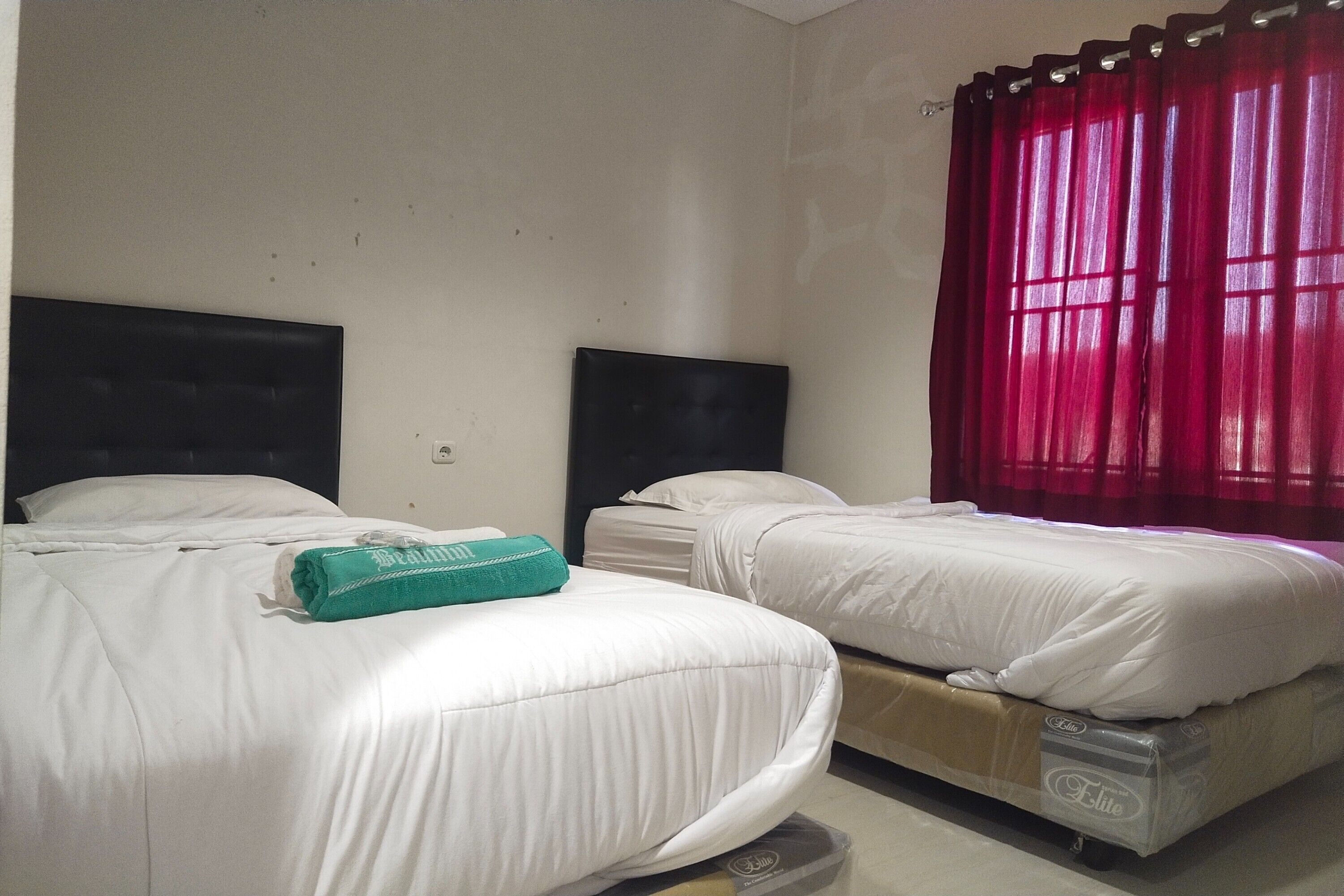 Capital O 93589 Hotel Wongso Syariah