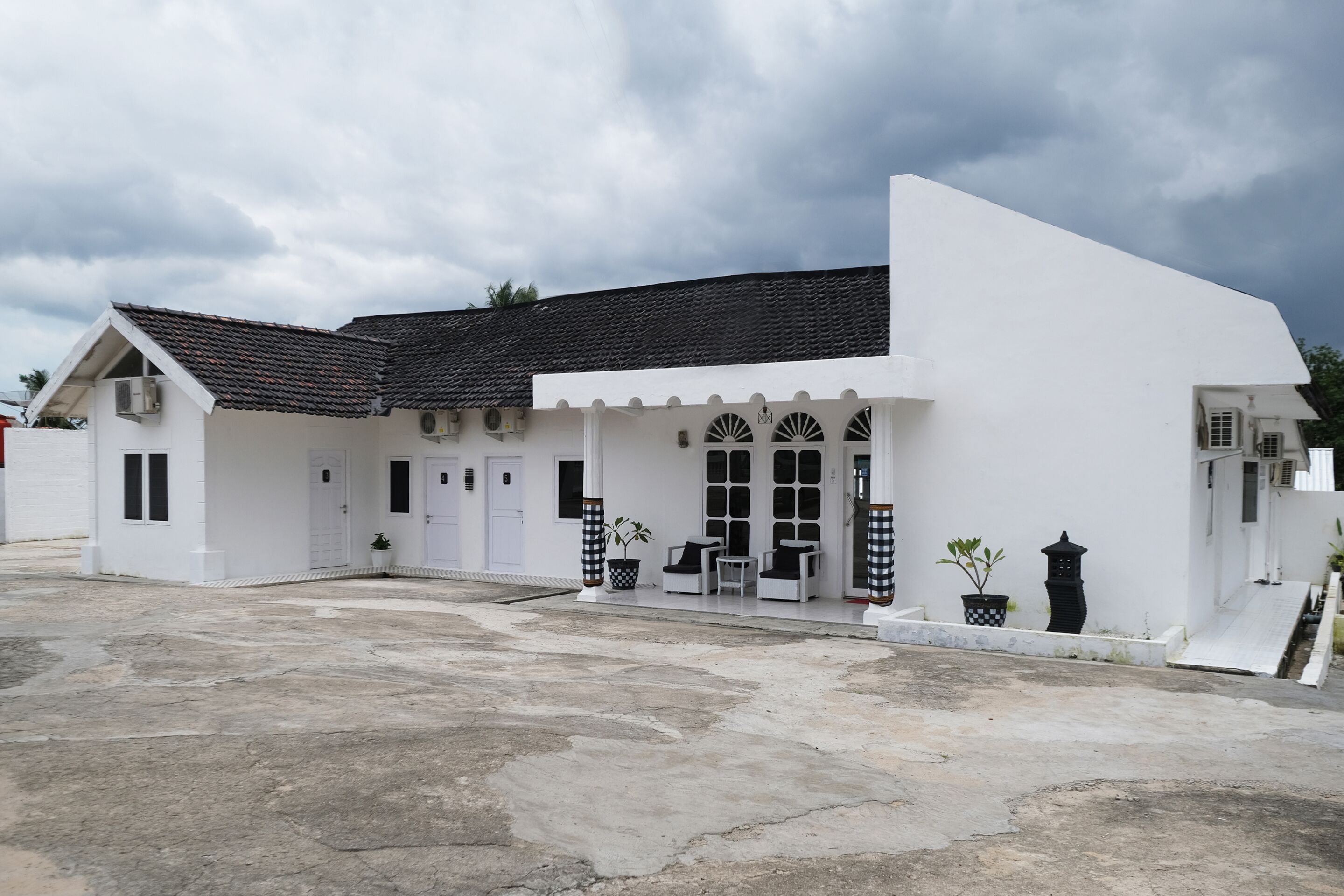 Dewi Residence 1