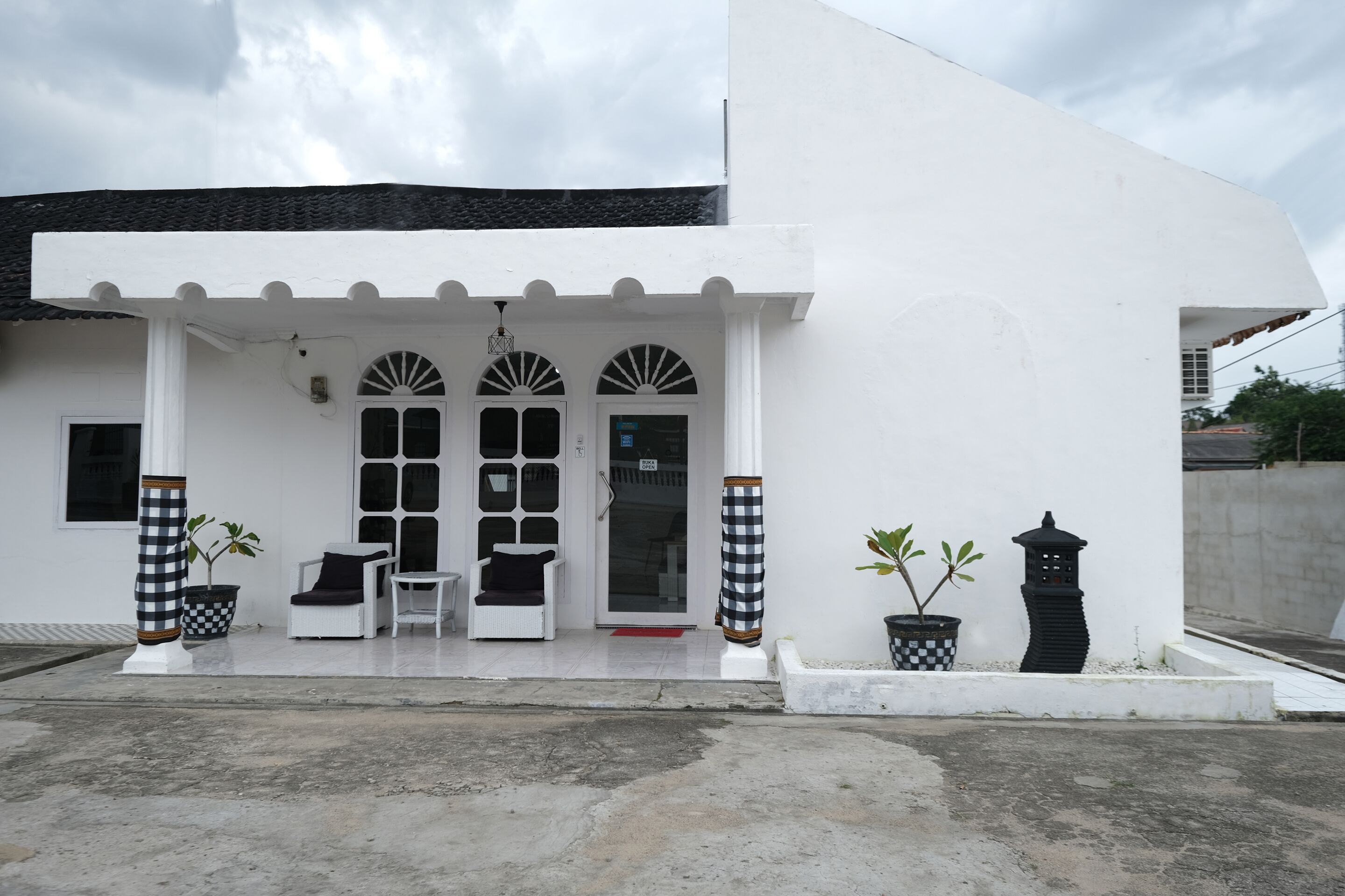 Dewi Residence 1