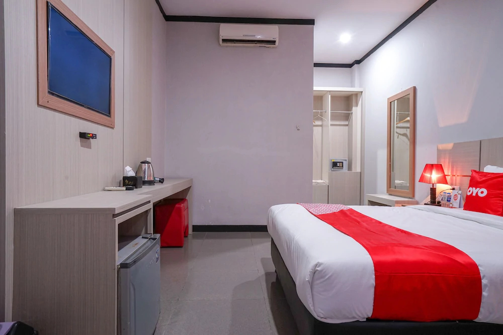 Grand Mutiara Hotel by OYO Rooms