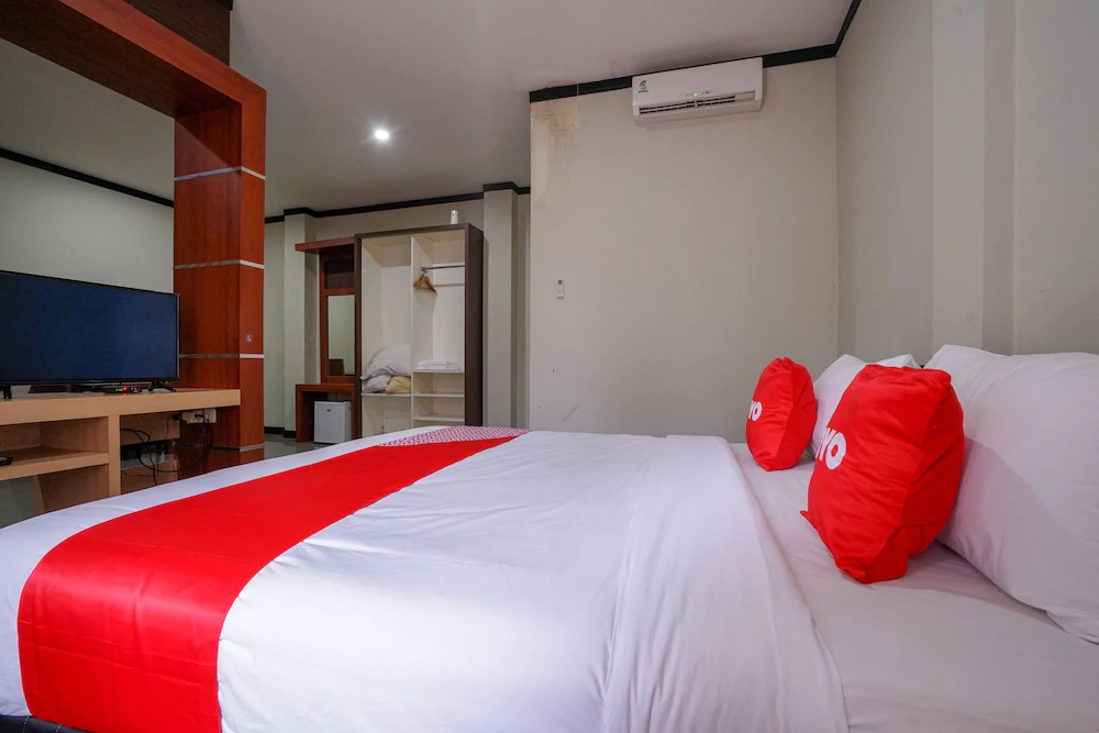 Grand Mutiara Hotel by OYO Rooms
