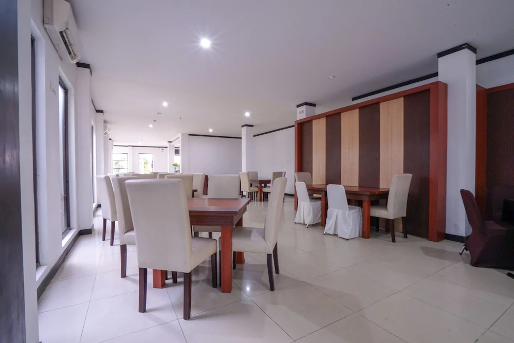 Grand Mutiara Hotel by OYO Rooms
