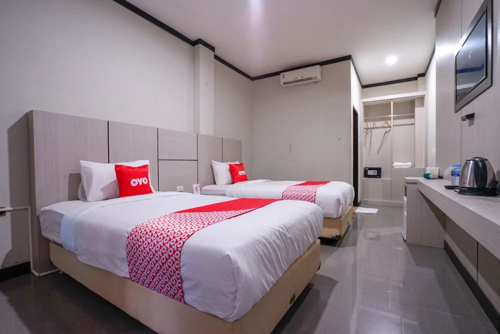 Grand Mutiara Hotel by OYO Rooms