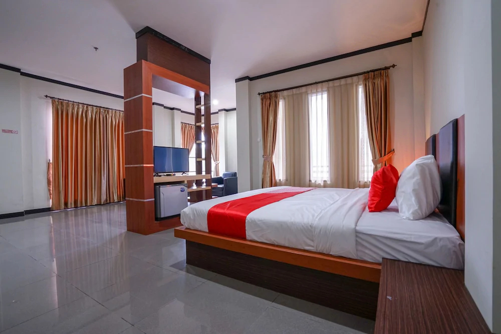 Grand Mutiara Hotel by OYO Rooms