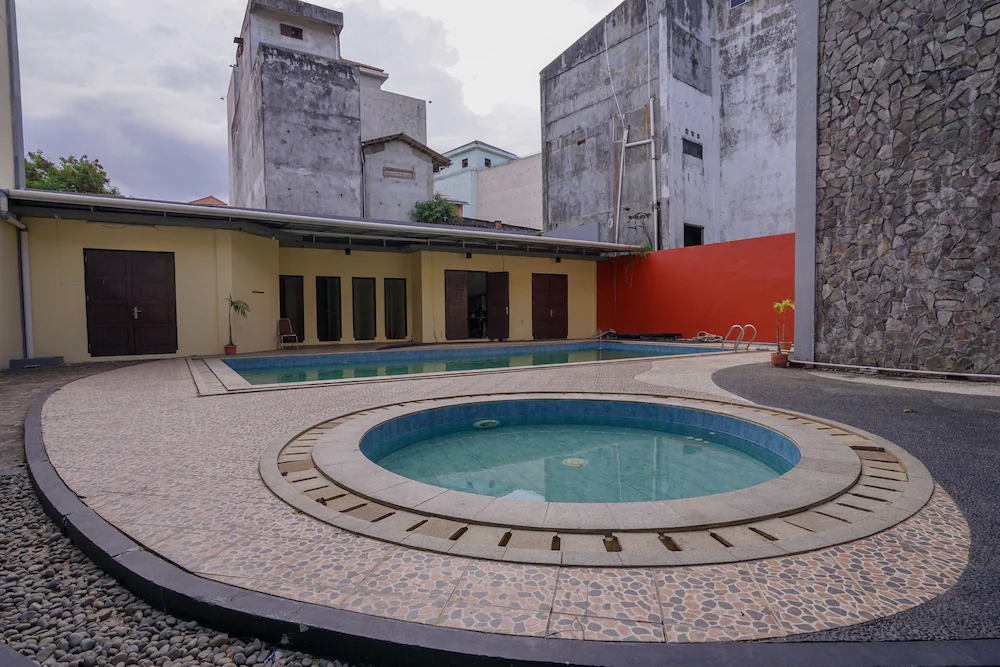 Grand Mutiara Hotel by OYO Rooms