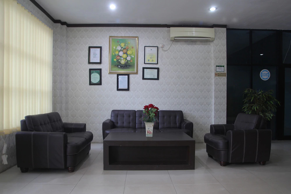 Hotel Grand Sabrina by OYO Rooms