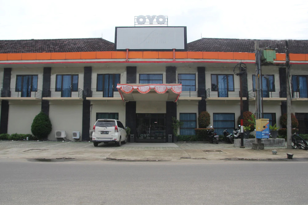 Hotel Grand Sabrina by OYO Rooms