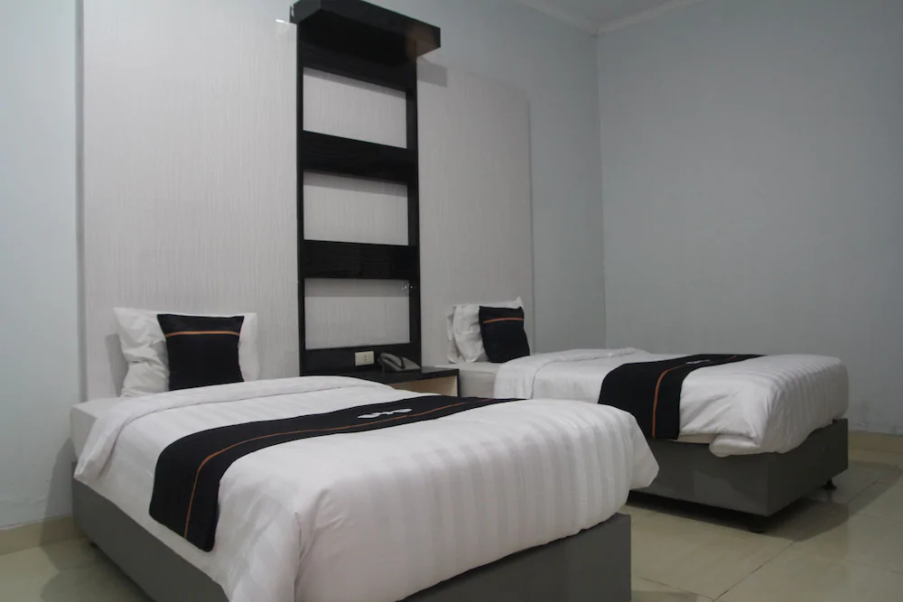 Hotel Grand Sabrina by OYO Rooms