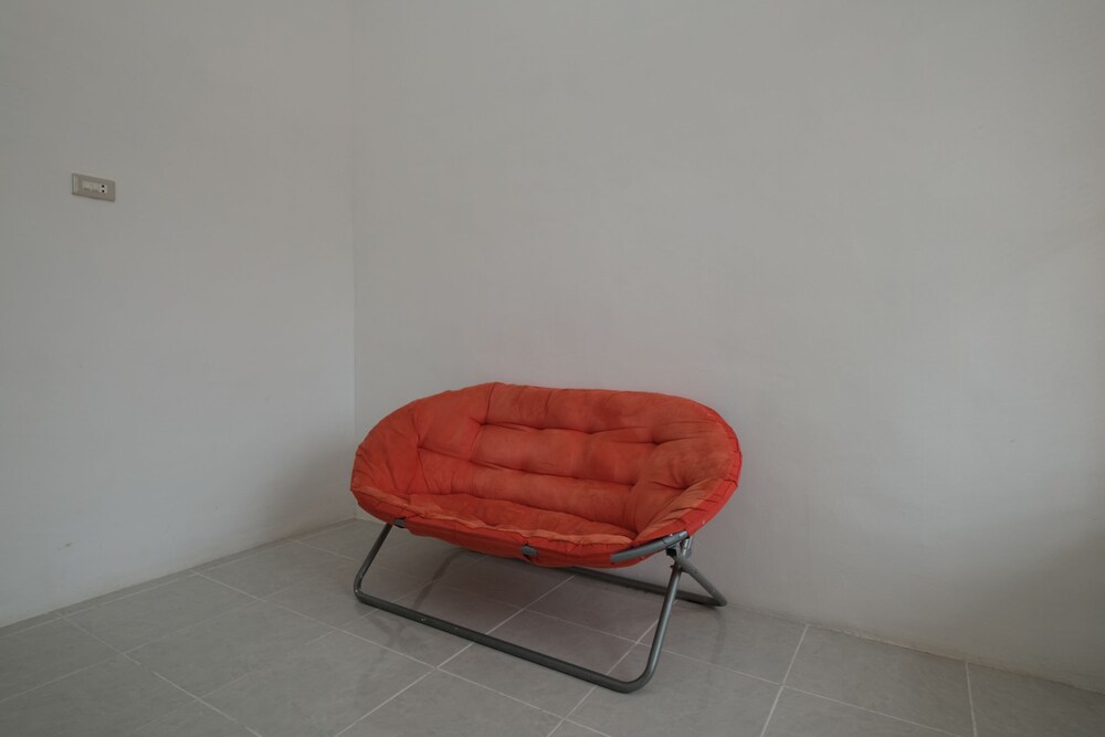 Mango Residence by OYO Rooms