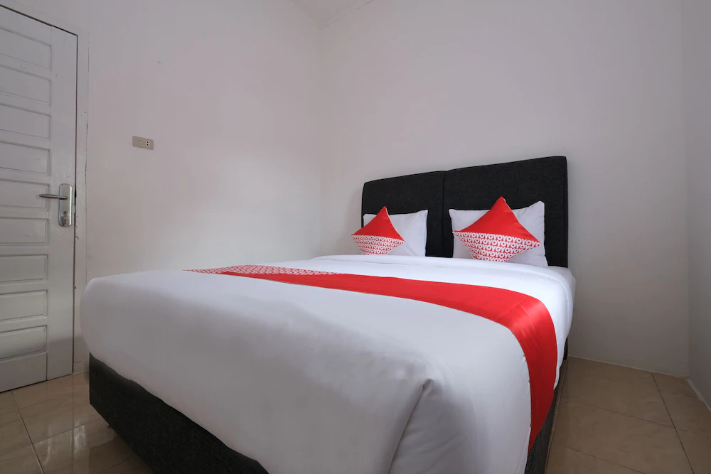 Mango Residence by OYO Rooms