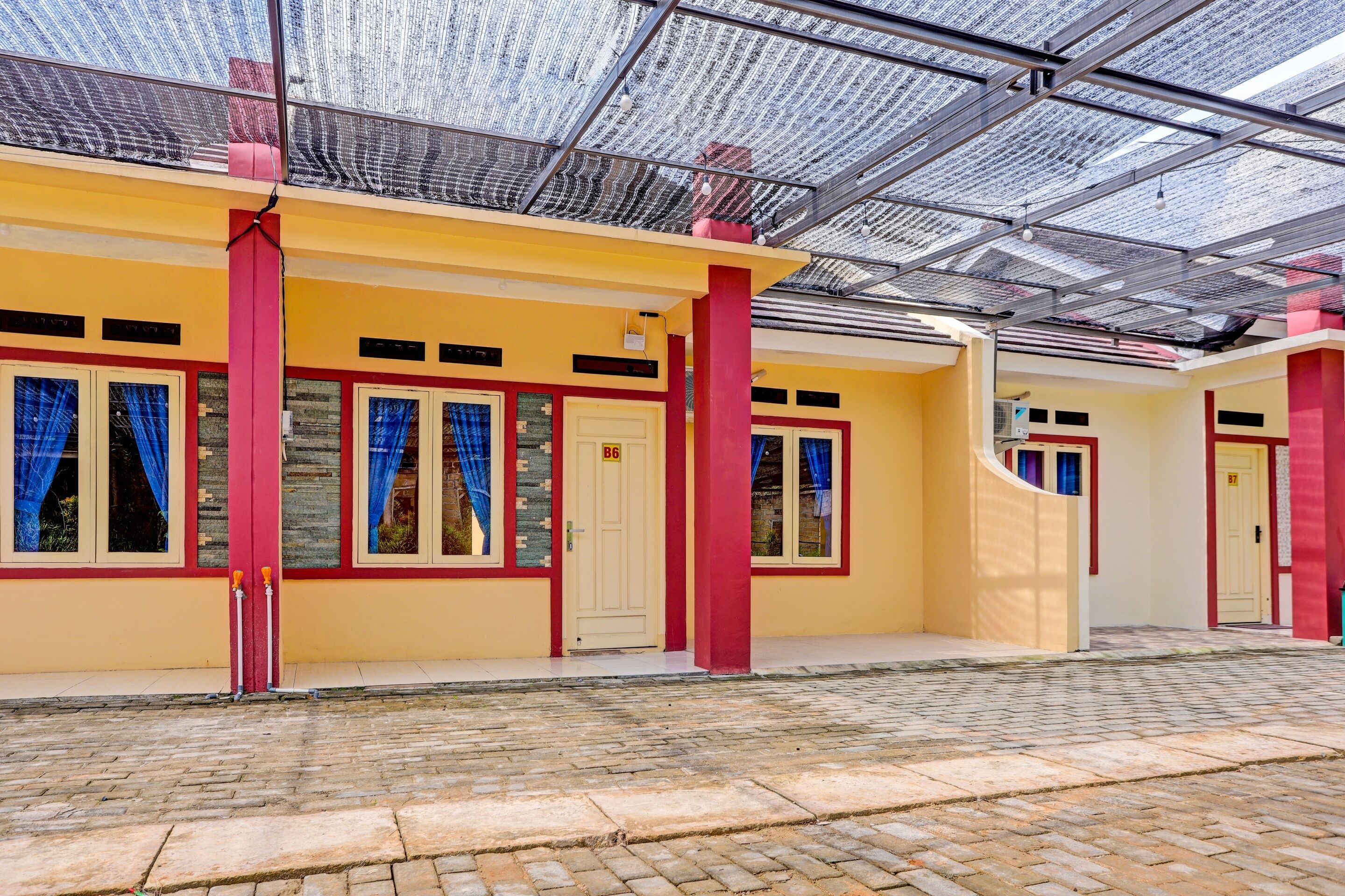 SPOT ON Homestay Pasir Padi Permai Syariah