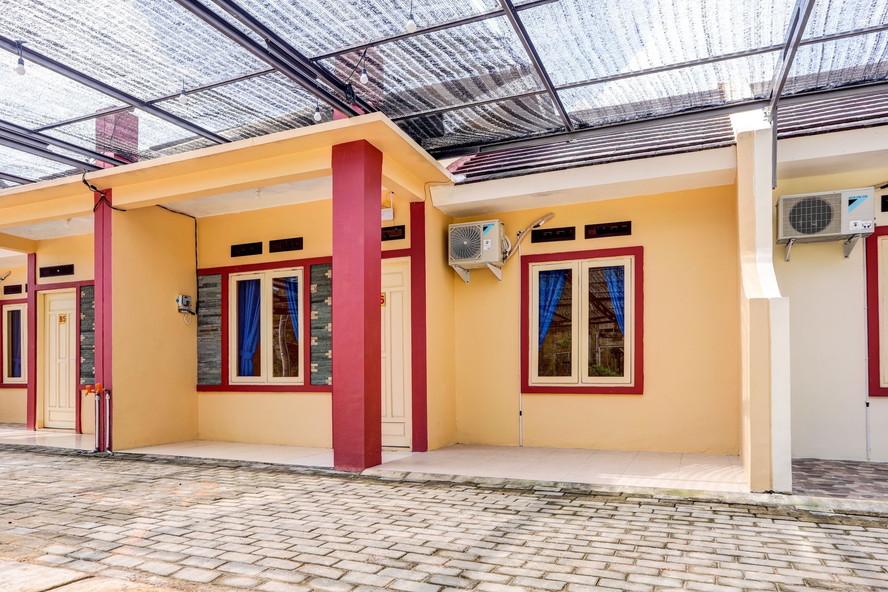 SPOT ON Homestay Pasir Padi Permai Syariah