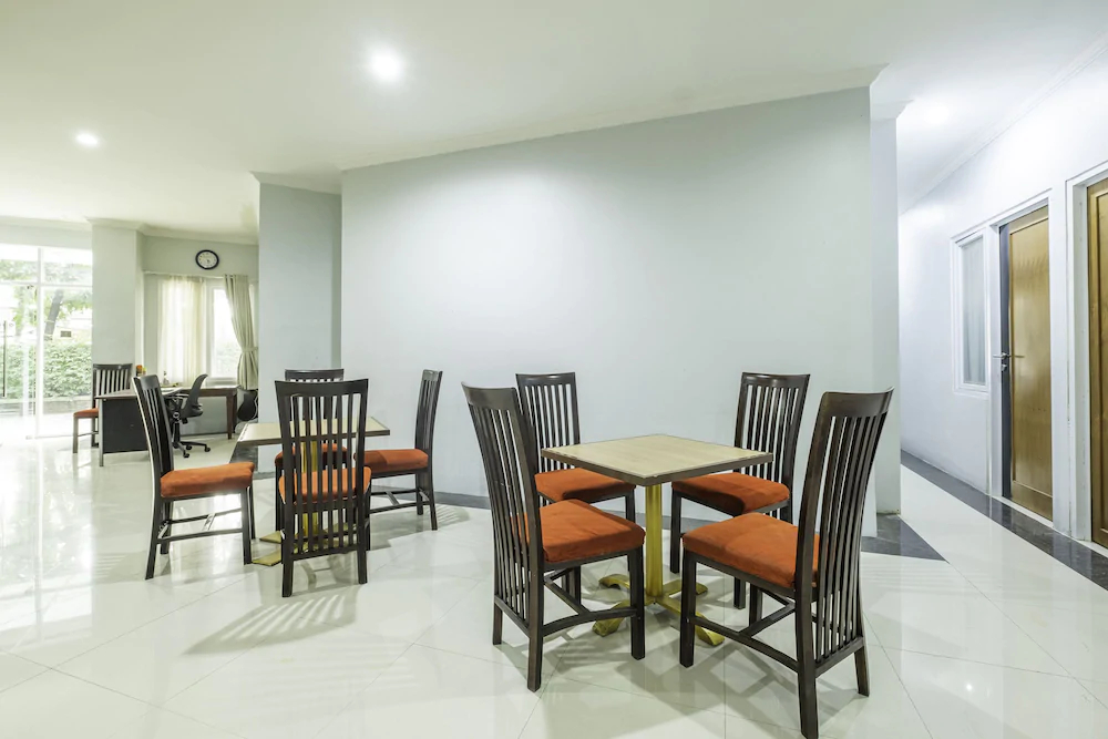Al Jazeerah Residence Syariah by OYO Rooms