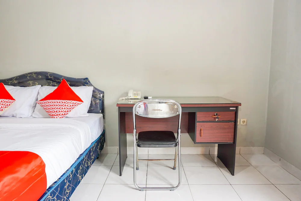 Alvin Residence by OYO Rooms