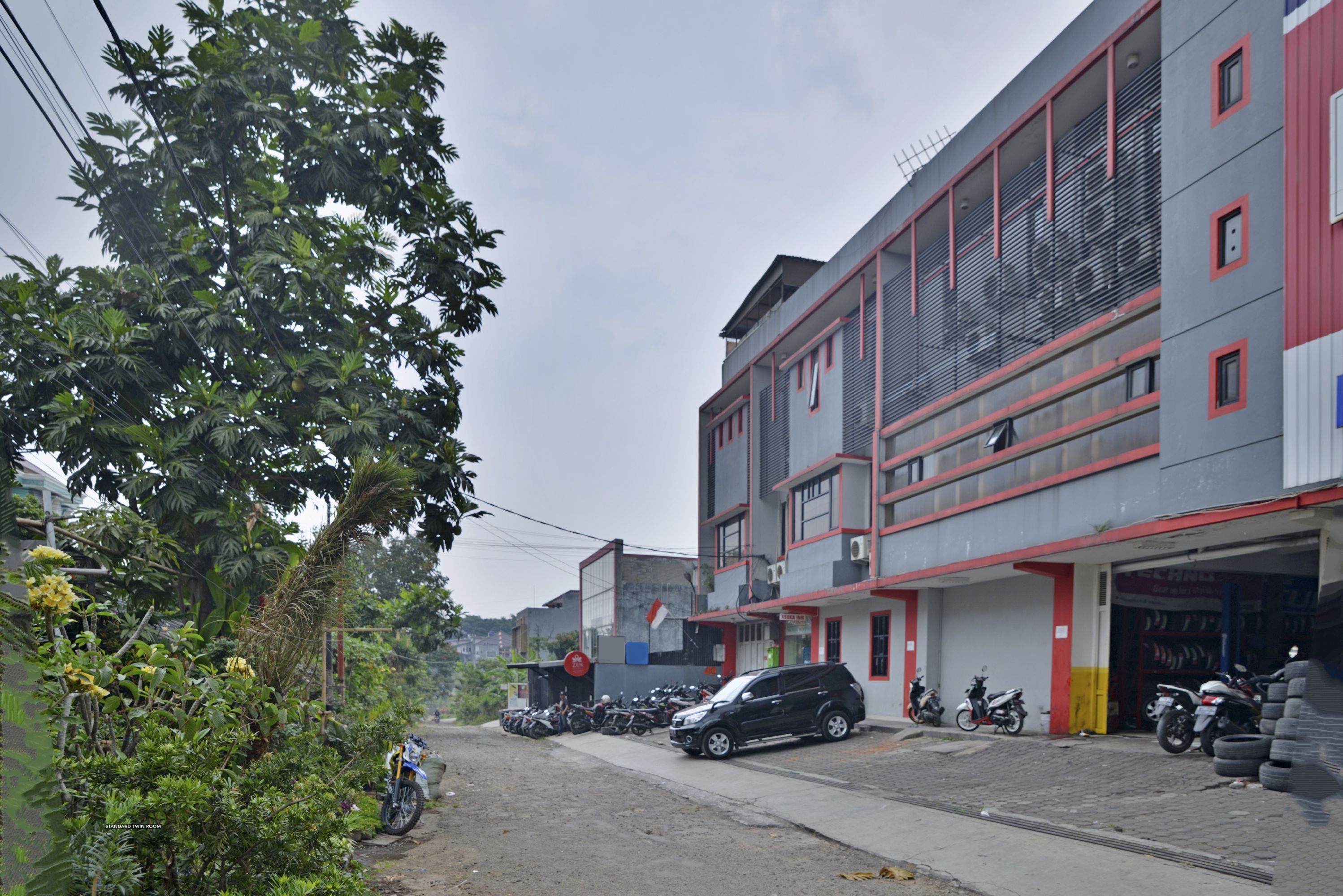 Asoka Inn Bandung by ZEN Rooms