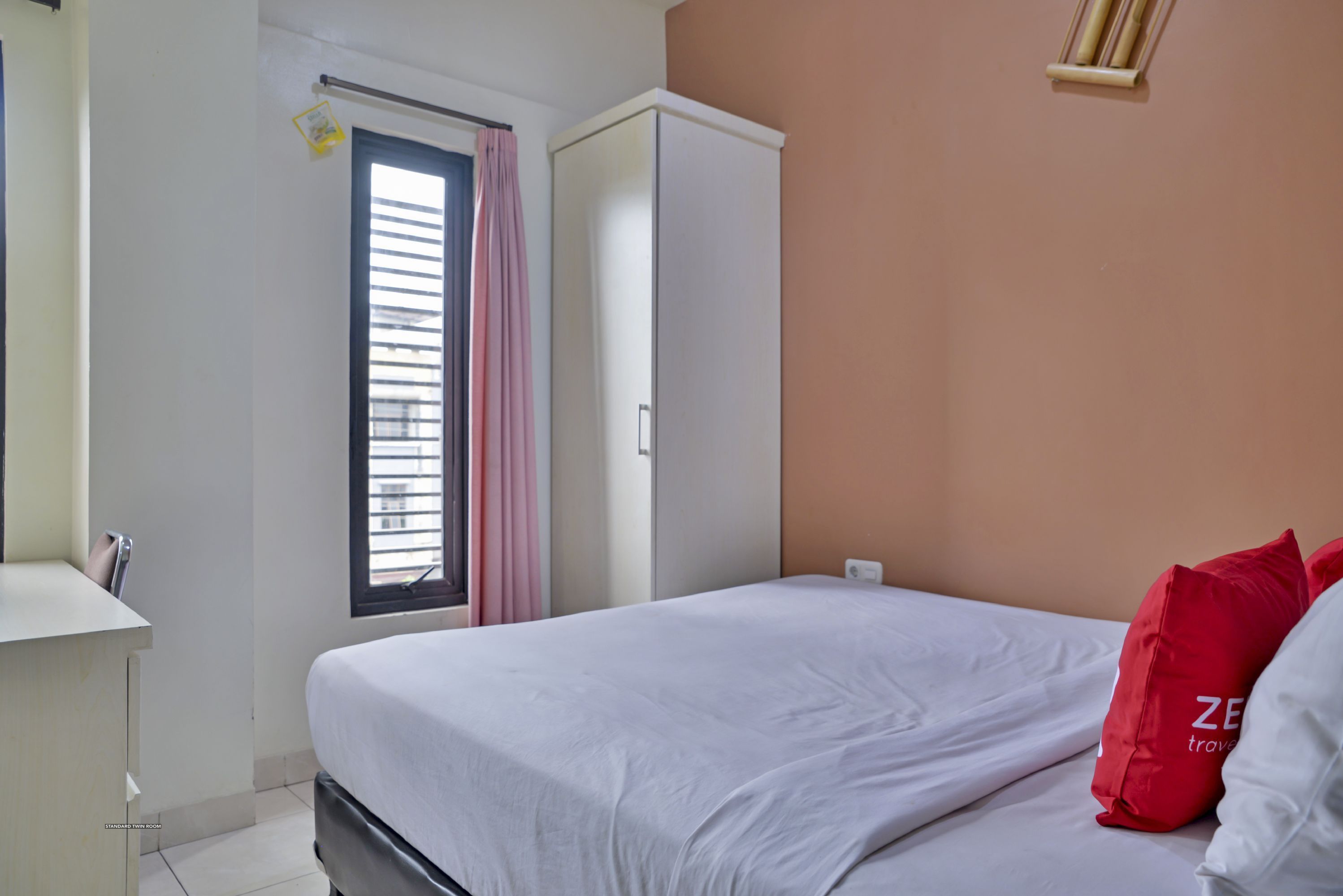 Asoka Inn Bandung by ZEN Rooms