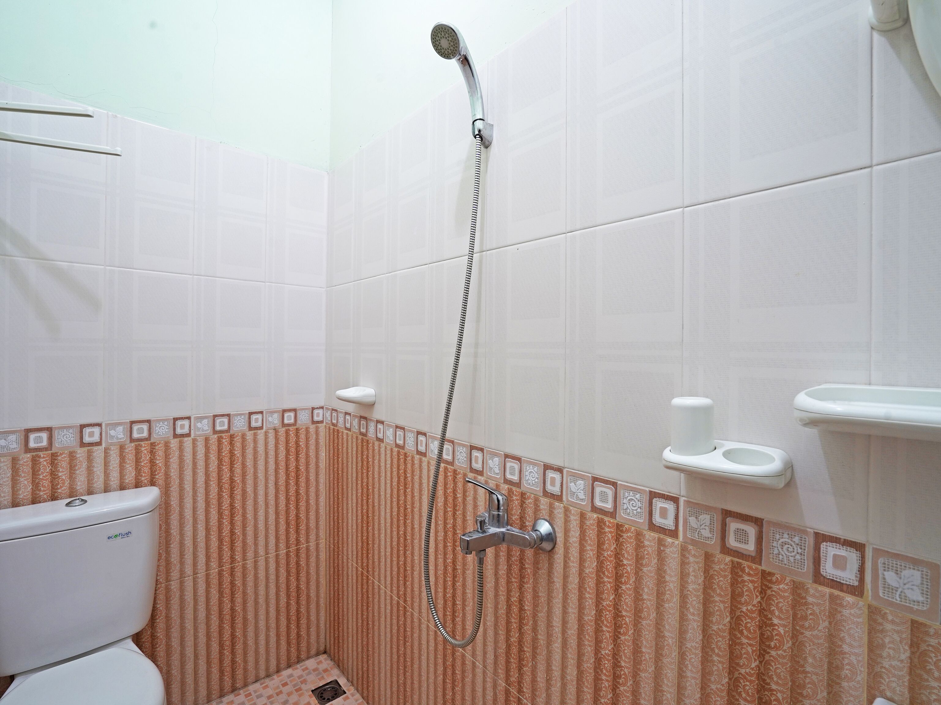 Bartu Guesthouse By OYO