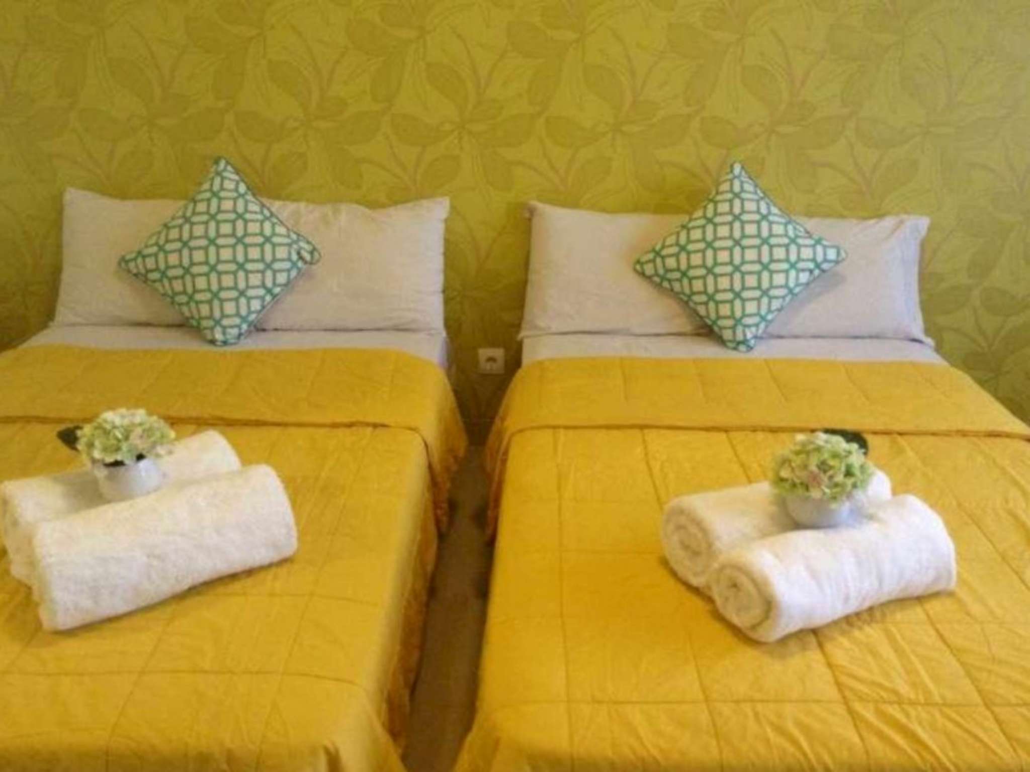 Beverly Hills Town House