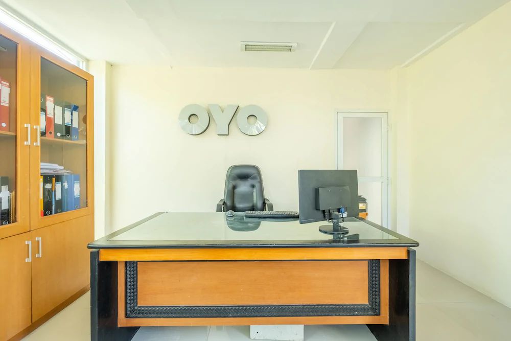 RedDoorz near Trans Studio Mall Bongo Residence