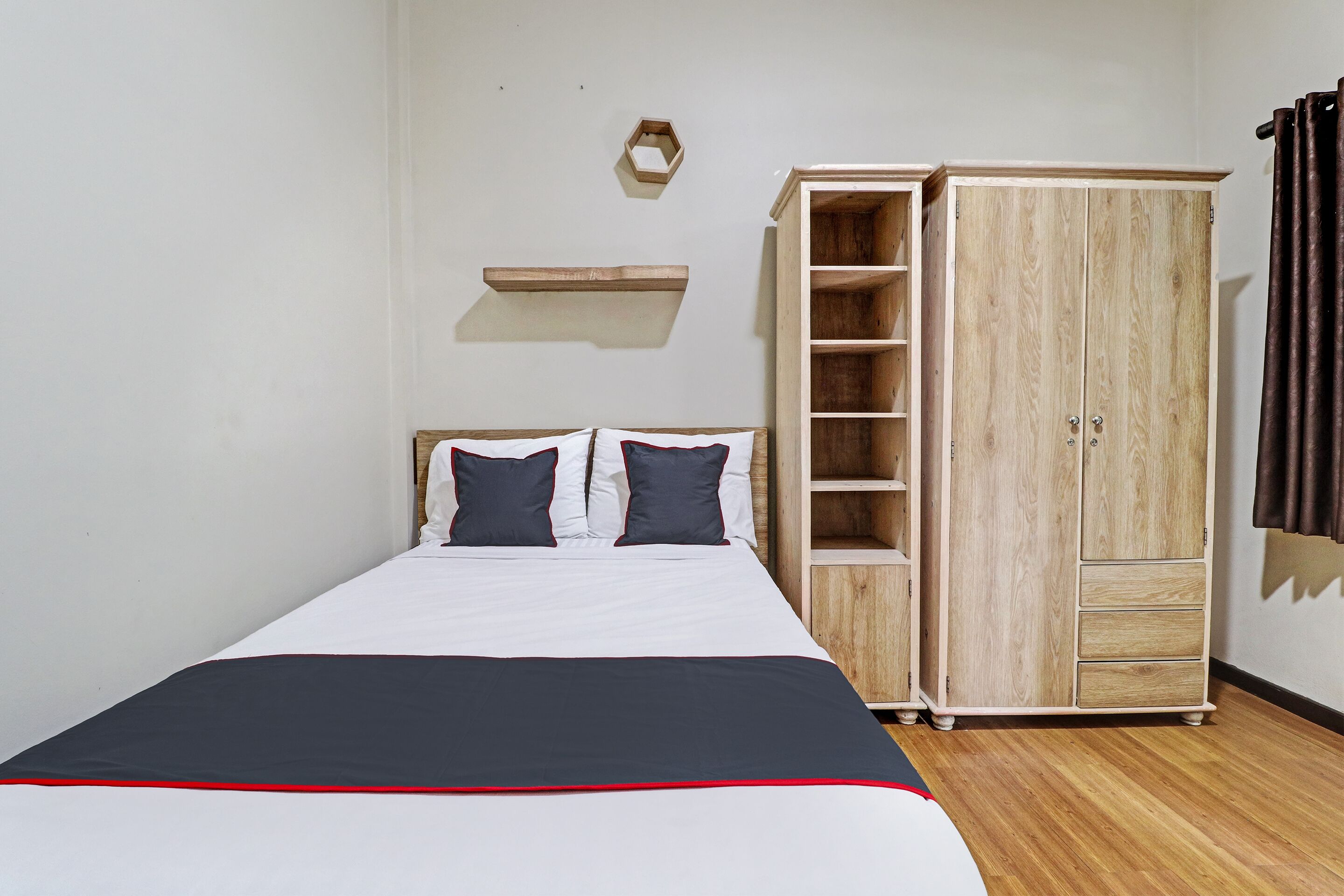 Capital O 92705 Lea Residence Dago Syariah