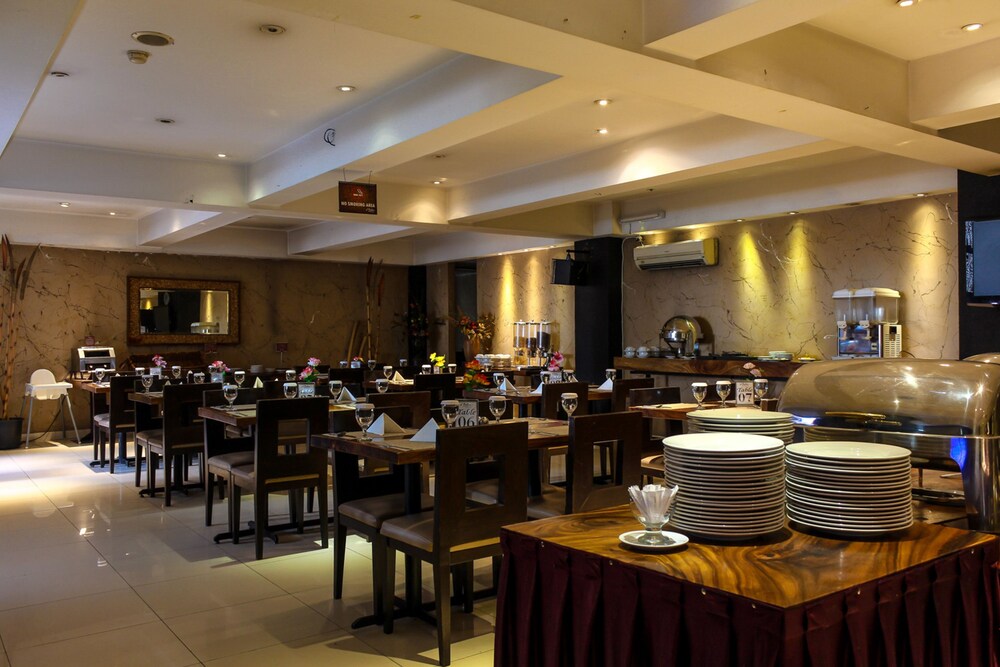 Hotel Santika PasirKaliki