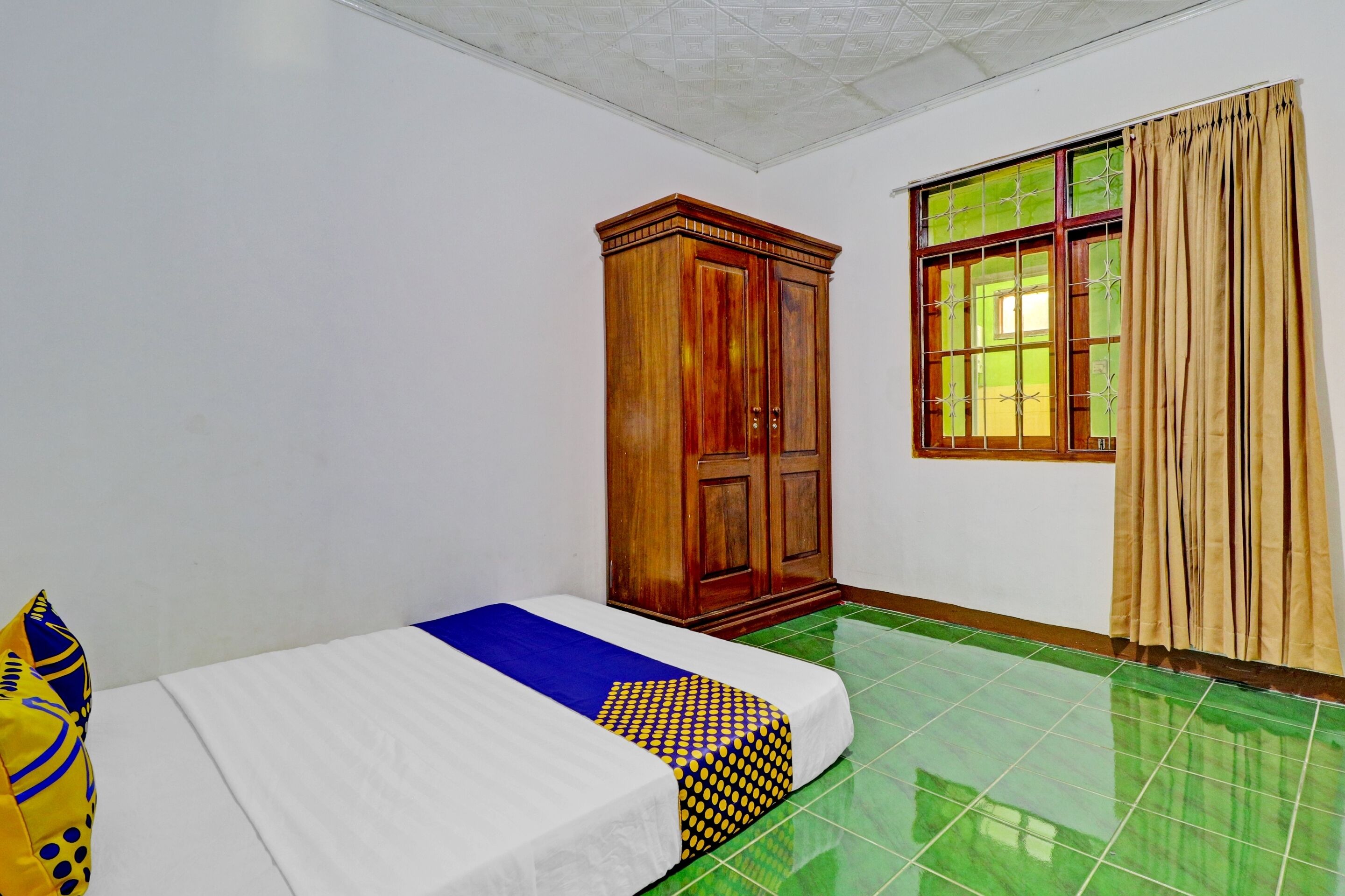 Cibeunying Homestay Cibodas Maribaya Homestays By Oyo Rooms