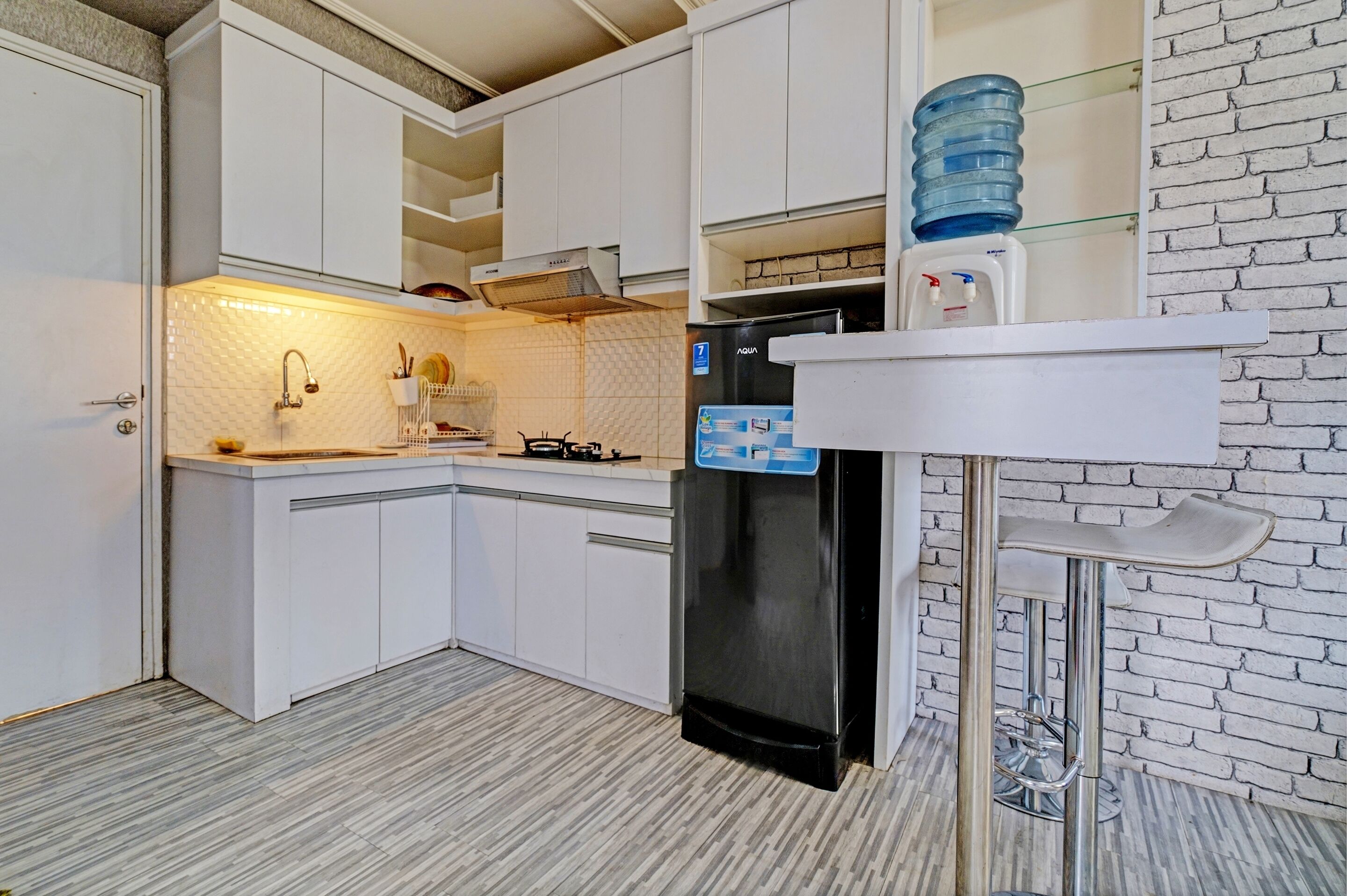 Collection O Apartemen The Suite Metro By Sultan Property II