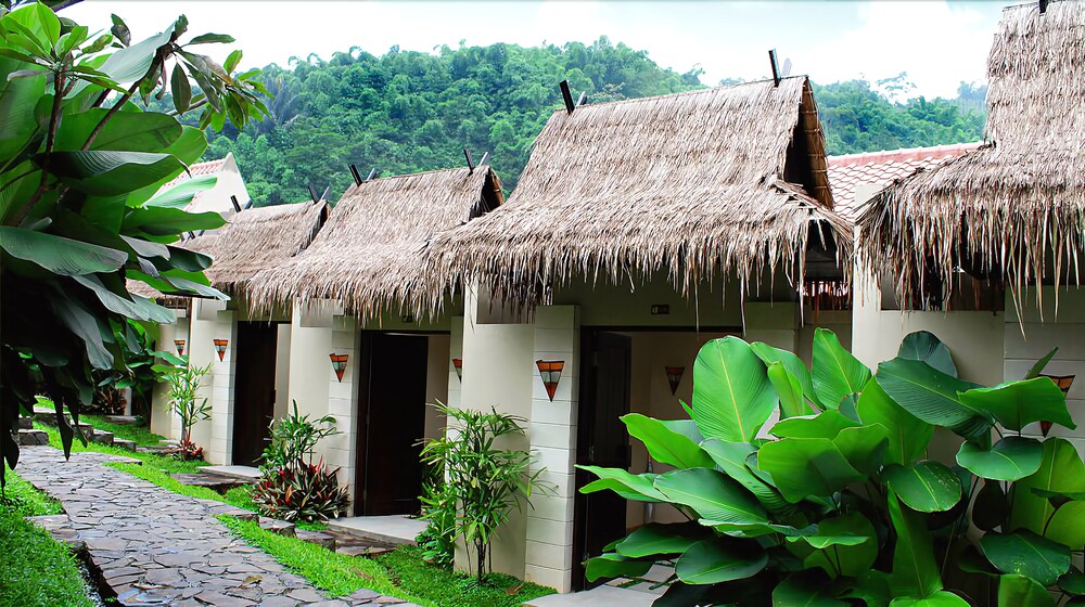 d'Riam Riverside Resort