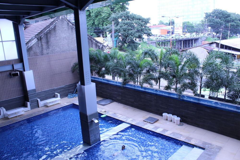 El Cavana Hotel