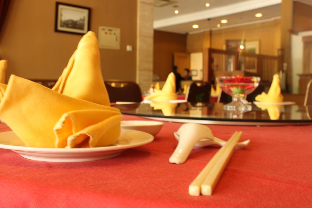 Galeri Ciumbuleuit Hotel & Apartment