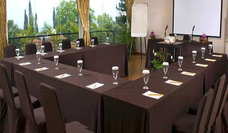 Gumilang Regency Hotel Bandung