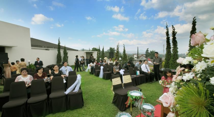 Gumilang Regency Hotel Bandung