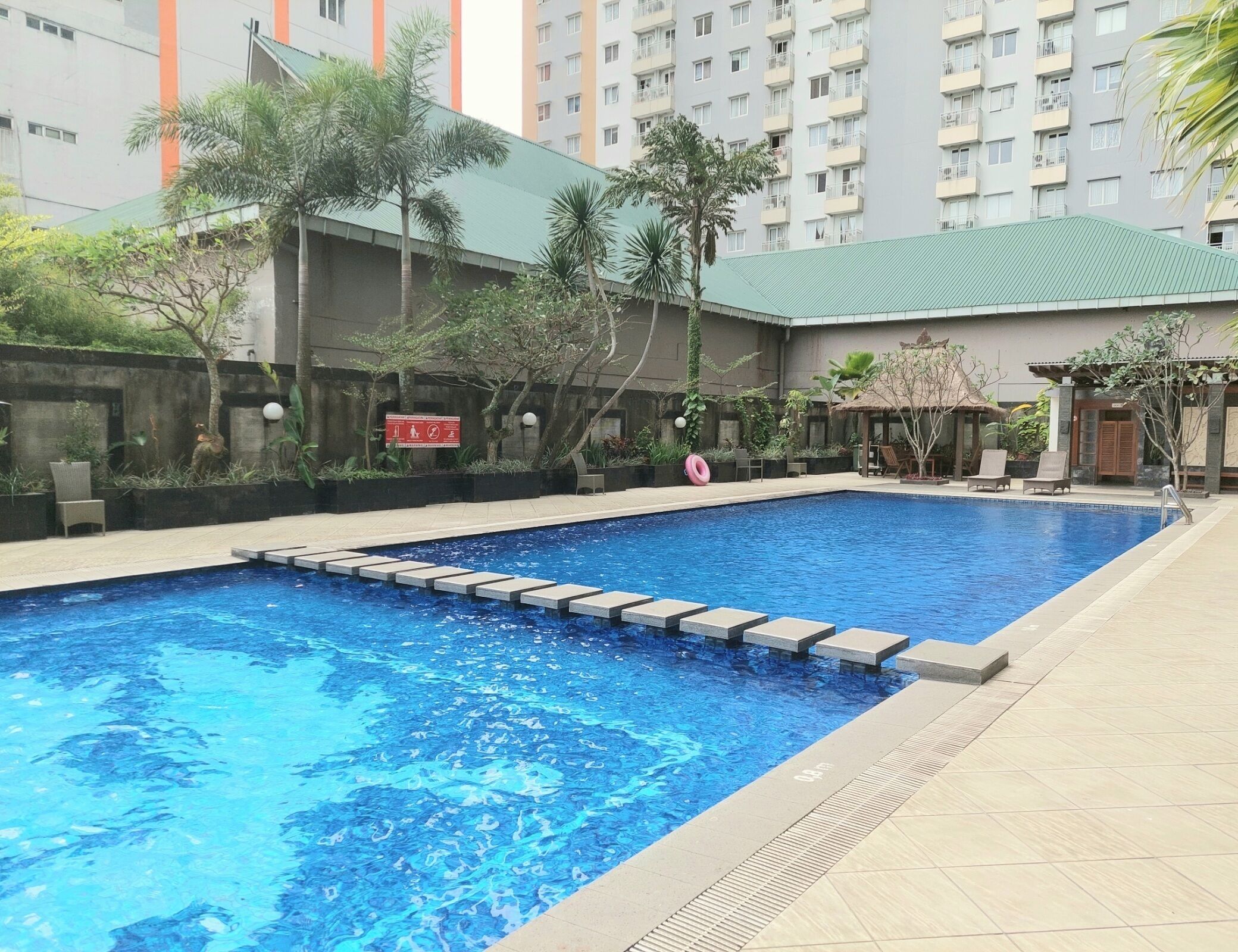 High Livin Apartment Ciumbuleuit