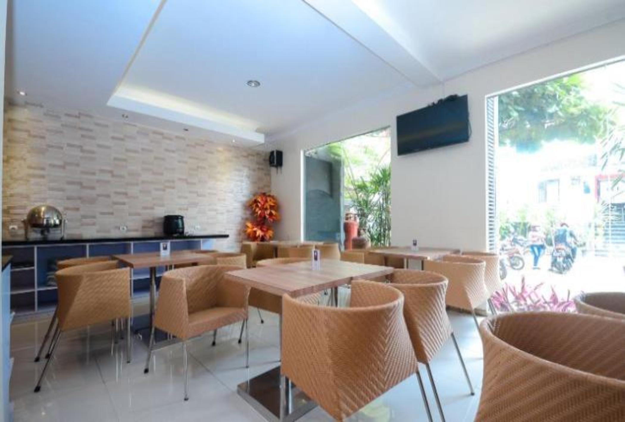 Hotel Arimbi Destik