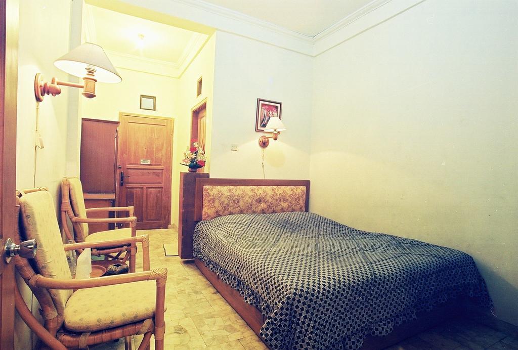 New Bali Indah Hotel Bandung