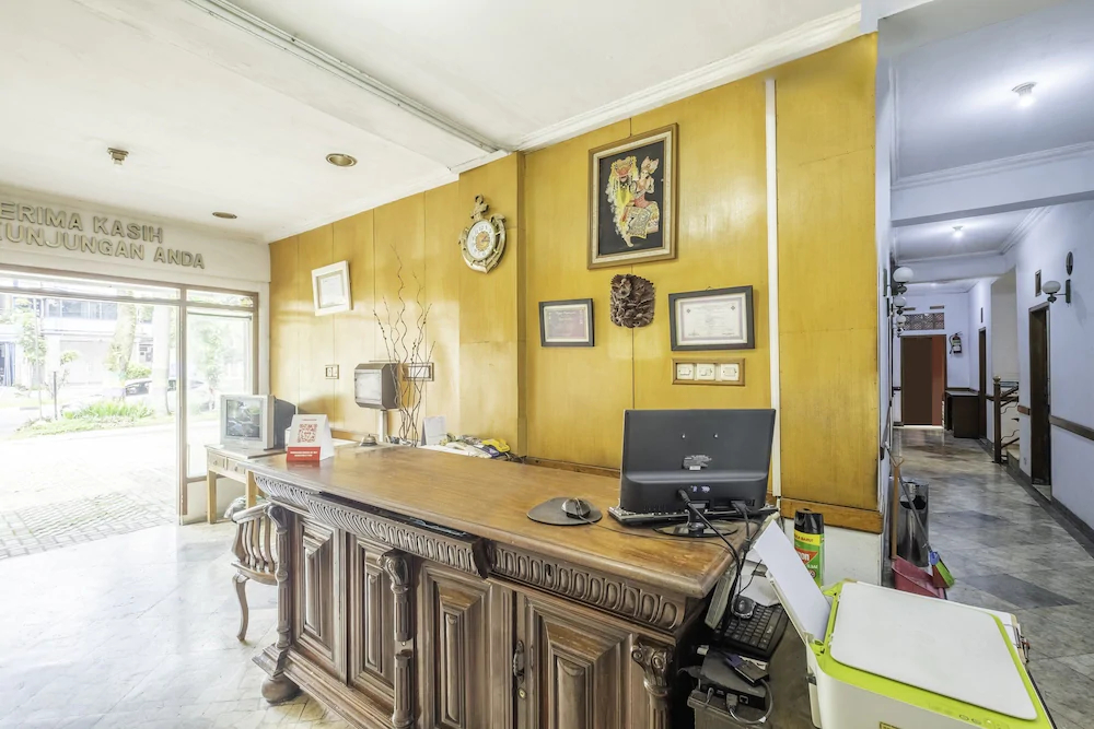 New Bali Indah Hotel Bandung by OYO Rooms