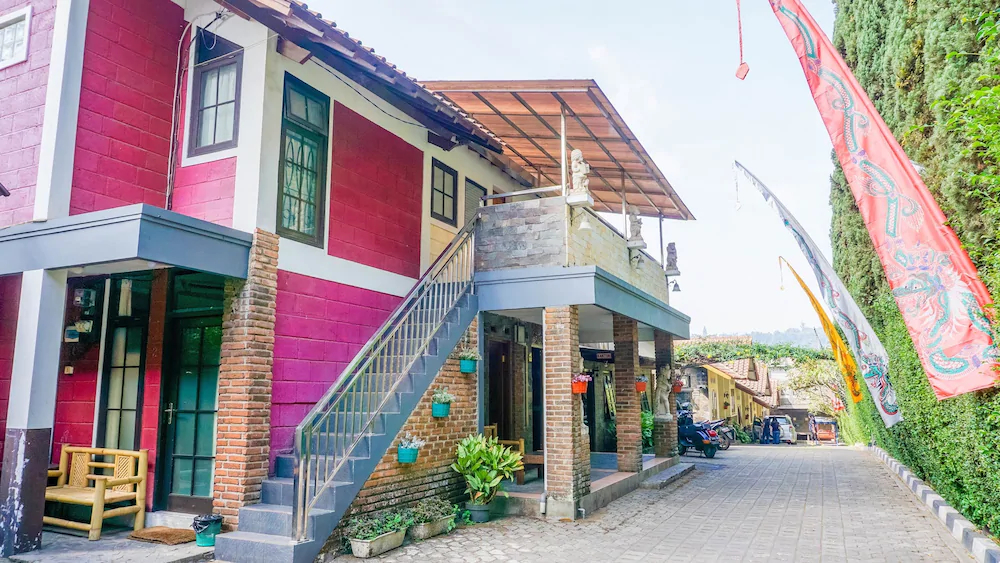 Hotel Cemara Asri by OYO Rooms